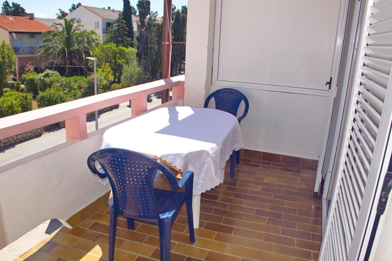 Apartmani Vidusin Novalja Exterior photo