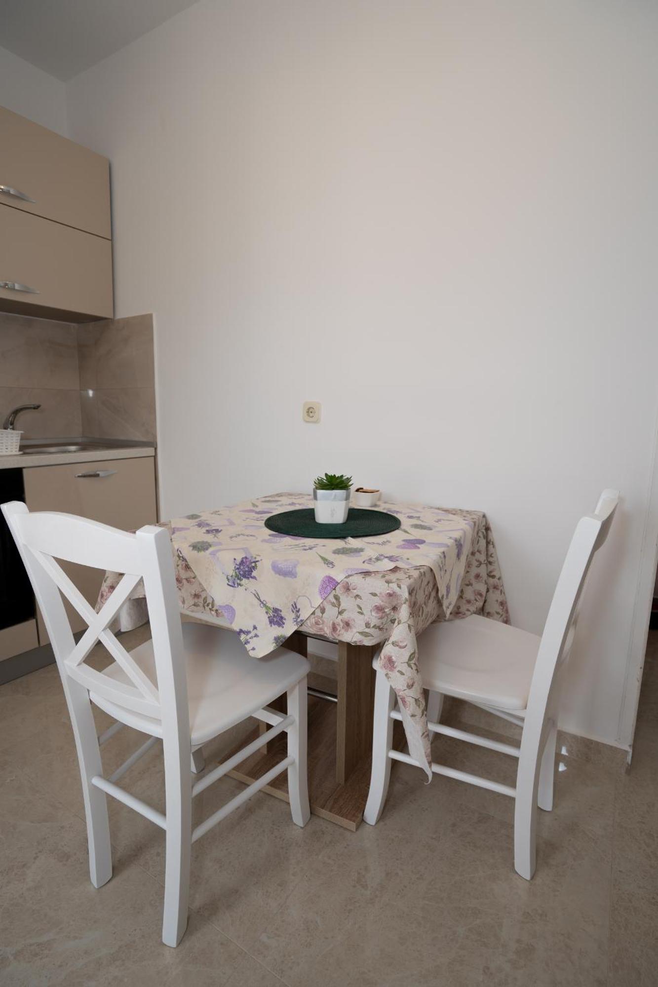 Apartmani Vidusin Novalja Exterior photo