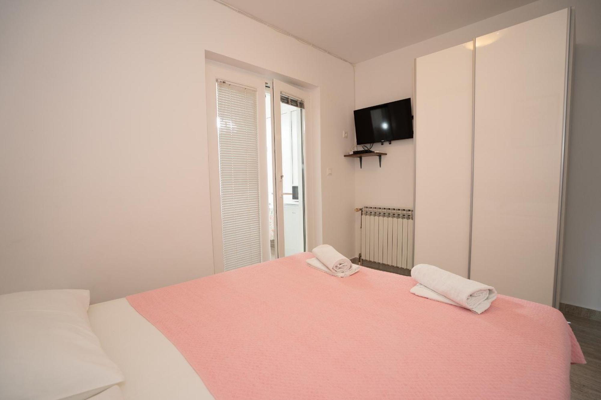 Apartmani Vidusin Novalja Exterior photo