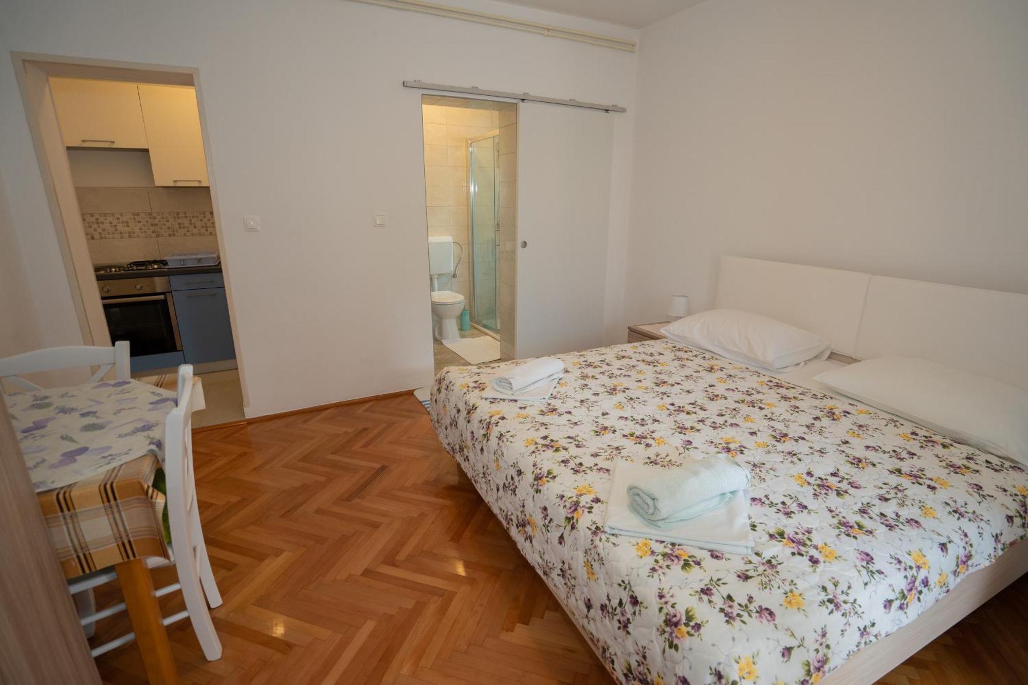 Apartmani Vidusin Novalja Exterior photo